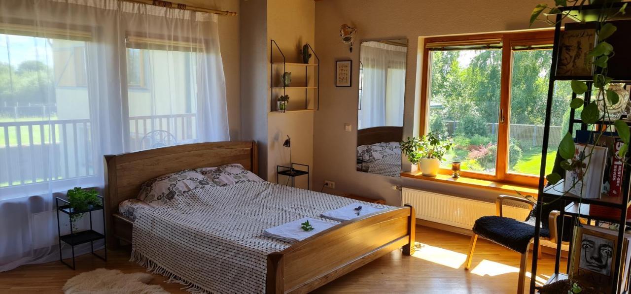 Spacious House With Indoor Pool & Sauna. Адажи Экстерьер фото